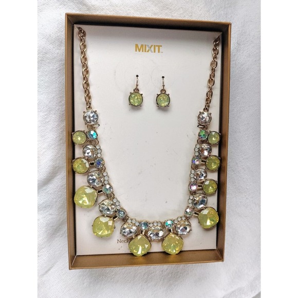 MixIt Necklace Earrings Box Set Retro Jewelry Statement Mix It Lemon Yellow Gold - Picture 2 of 15
